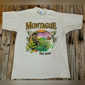 vintage '90s Montague New Jersey t-shirt  made in USA  men's size Large